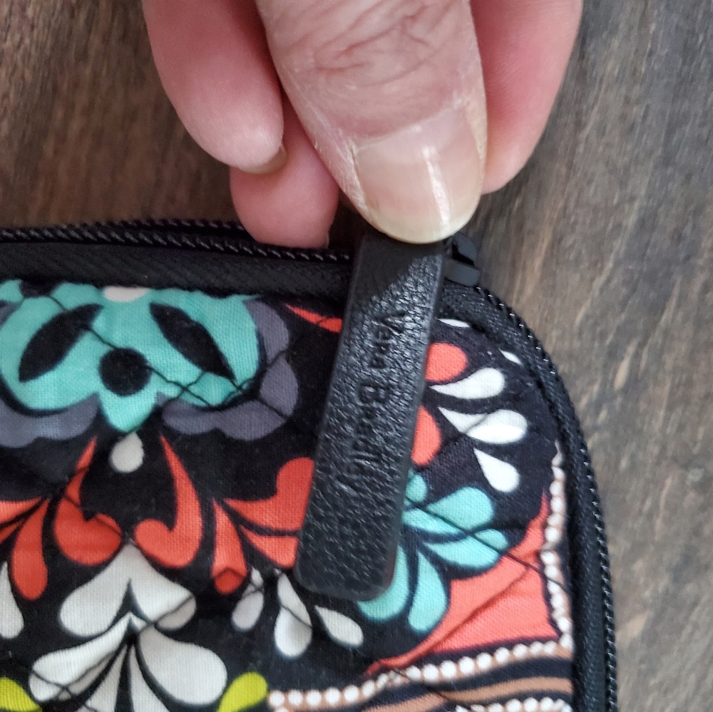Vera Bradley Laptop Sleeve In Sierra Pattern - Picture 4 of 6